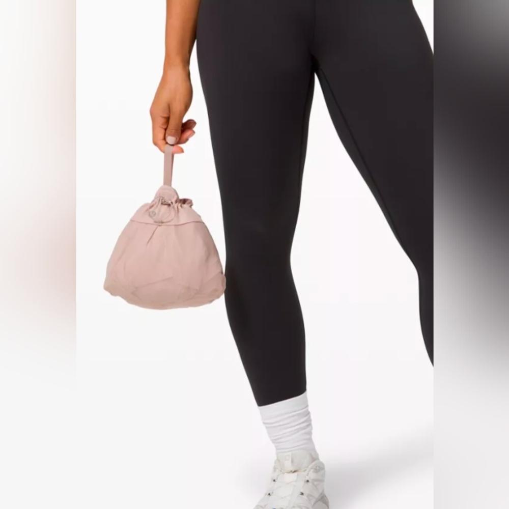 Lululemon Pack It Up Jacket Size 8 - image 3